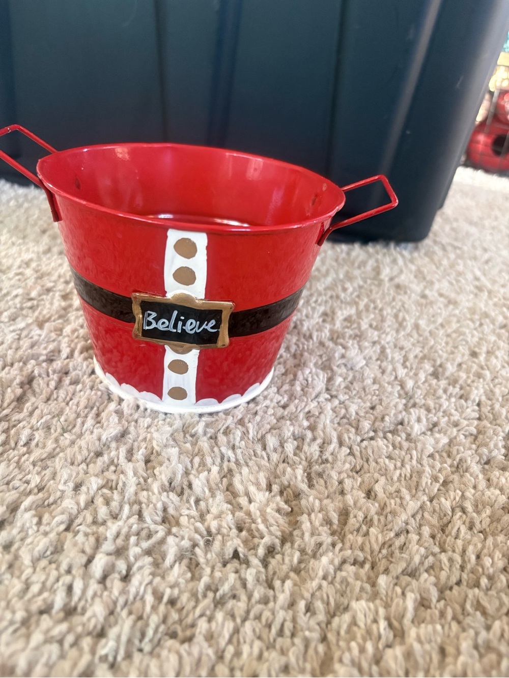 Christmas tin